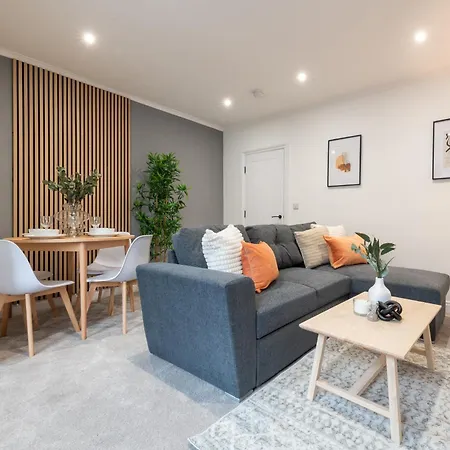 Vakantiehuis Spacious Modern 2br - Parking - Workspace Area, Ideal For Contractors & Long - Nordstay Leeds (West Yorkshire)