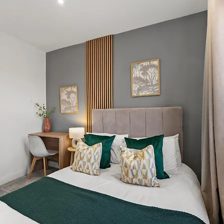 Spacious Modern 2br - Parking - Workspace Area, Ideal For Contractors & Long - Nordstay Vakantiehuis