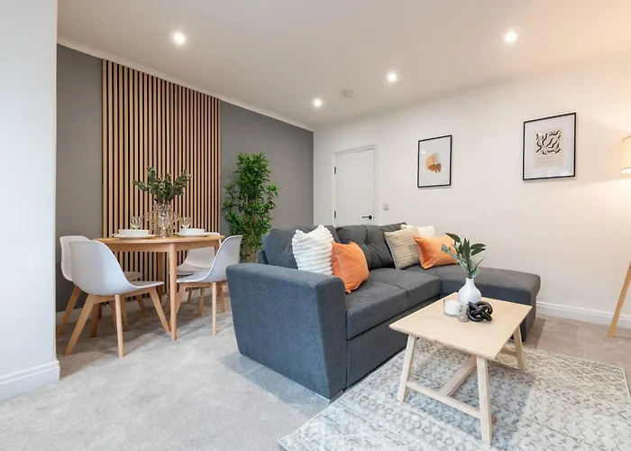 Nyaraló Spacious Modern 2Br - Parking - Workspace Area, Ideal For Contractors & Long Stays - Nordstay Leeds