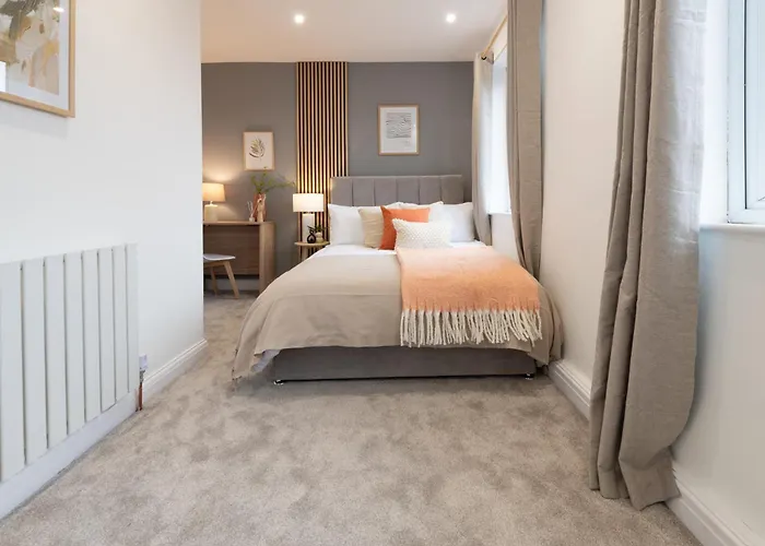 Modern 2-bedroom House Near Centre, Ideal For Contractors & Long - Nordstay Leeds (West Yorkshire)